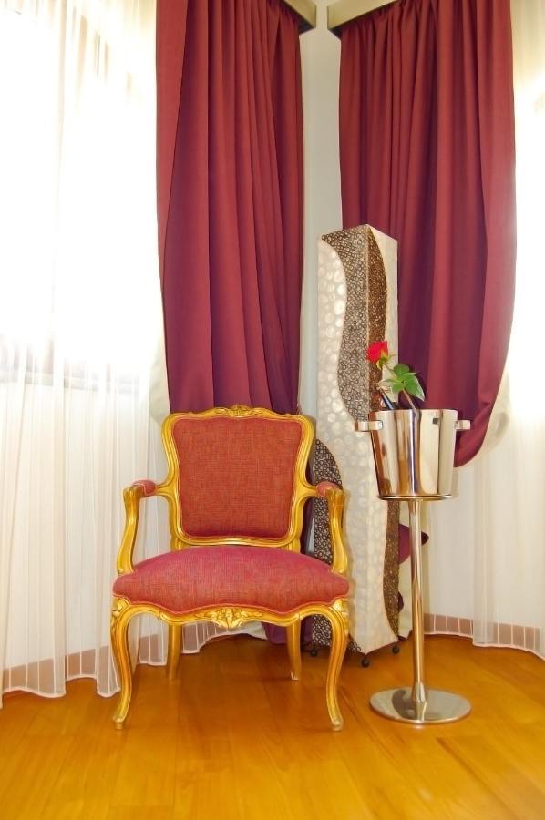 Kalos Relais Catanzaro Bagian luar foto
